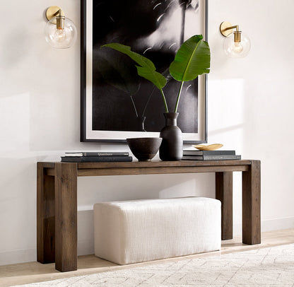 UTILITAIRE GLOBE SHADE SCONCE